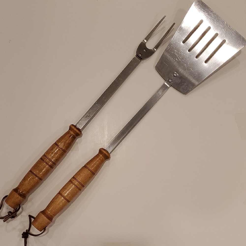 Stainless Steel & Wood Grill Set